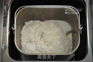 奶油面包卷的做法步骤：1