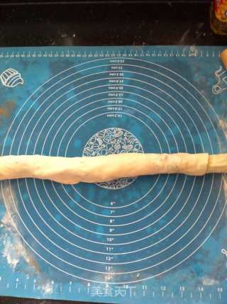 五香葱油饼的做法步骤：9
