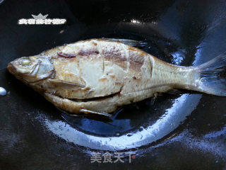 香菇炖鳊鱼的做法步骤：3