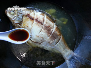 香菇炖鳊鱼的做法步骤：5