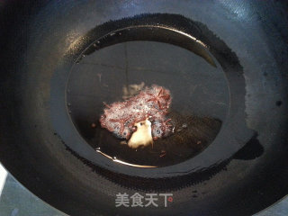 香辣月牙骨的做法步骤：3