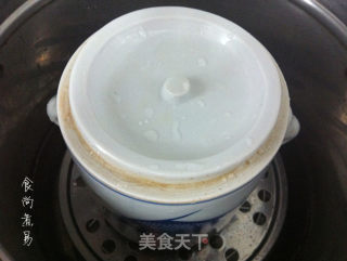 红参三七瘦肉汤的做法步骤：5