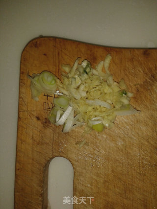 韭菜烧豆腐的做法步骤：3