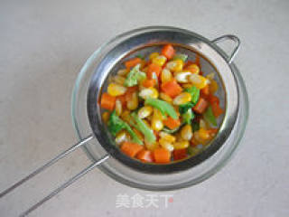 【彩蔬小披萨】--- 给孩子一份色彩缤纷的早餐的做法步骤：4