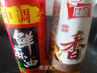 麻辣金针菇的做法步骤：1