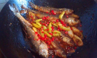 泡椒华子鱼的做法步骤：7