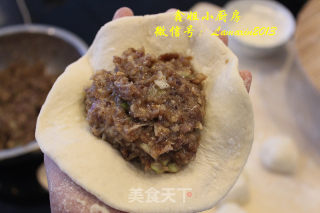 牛肉洋葱馅饼的做法步骤：12