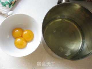 蜜红豆戚风蛋糕的做法步骤：1