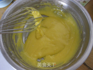 蜜红豆戚风蛋糕的做法步骤：6