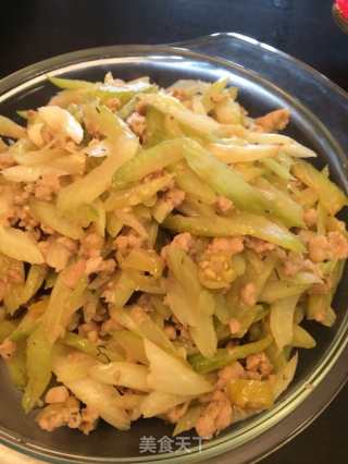 泡椒芹菜猪肉超级下饭&酸辣可口的做法步骤：7