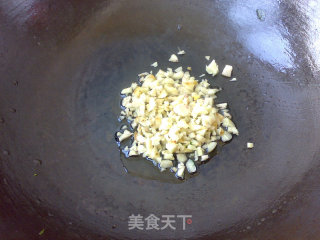 沙姜肉酱薄底披萨的做法步骤：5