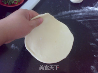 沙姜肉酱薄底披萨的做法步骤：8