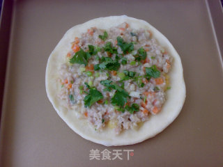 沙姜肉酱薄底披萨的做法步骤：12