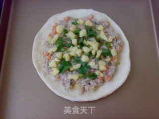 沙姜肉酱薄底披萨的做法步骤：13
