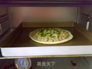 沙姜肉酱薄底披萨的做法步骤：14