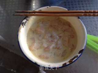 溜鸡肉段的做法步骤：2