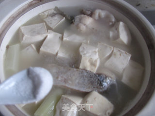 秋天的味道---鲢鱼豆腐的做法步骤：6