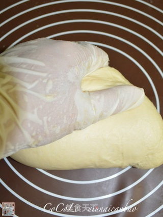 私菜食谱经－－牛奶餐包【手工版】的做法步骤：14