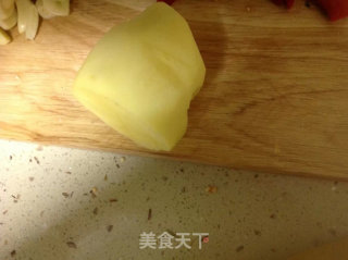 干锅土豆的做法步骤：1