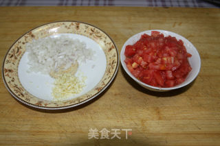 番茄培根披萨的做法步骤：2