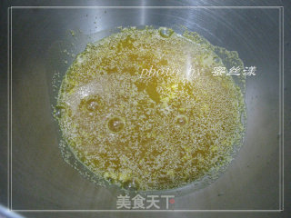 万圣节南瓜面包的做法步骤：1