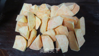 红薯枸杞汤的做法步骤：1