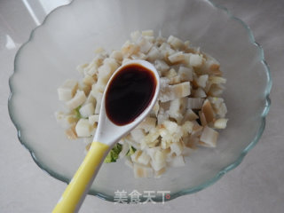 西兰花拌藕丁的做法步骤：9