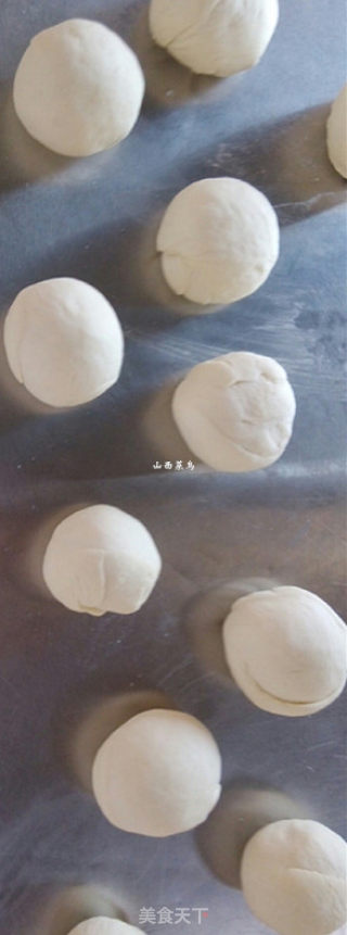 奶黄包的做法步骤：13