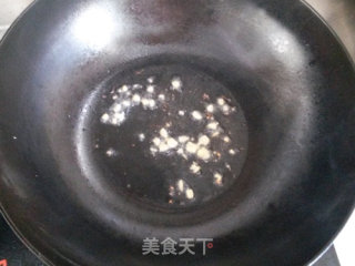 大人和小孩都爱吃的面条——虾仁面的做法步骤：4