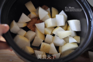 罗汉果炖雪梨的做法步骤：2