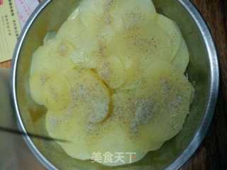 椒盐土豆片的做法步骤：1