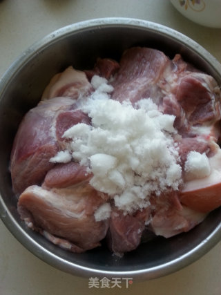 酒香酱烤肉的做法步骤：2