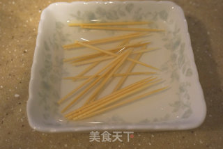 孜然牙签肉的做法步骤：4