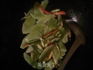 莴笋炒香肠的做法步骤：6