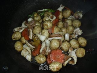 鱿鱼烧鹌鹑蛋的做法步骤：8