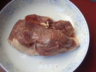 爆炒鸭胸肉的做法步骤：1
