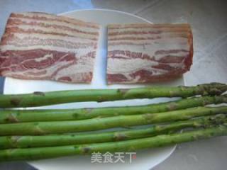 香煎培根芦笋卷的做法步骤：1