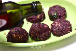 【苏打牛肉迷你汉堡】的做法步骤：5