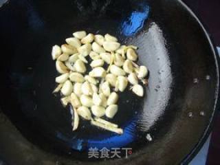 蒜籽烧黑鱼的做法步骤：5