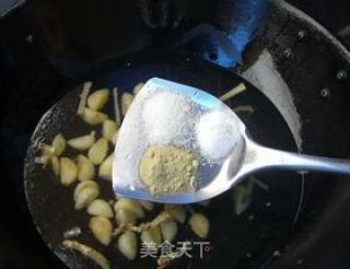 蒜籽烧黑鱼的做法步骤：6