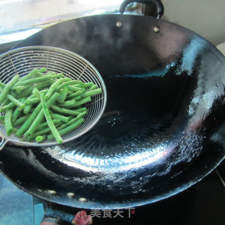 豆角炒丝瓜的做法步骤：5