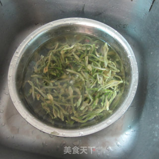 凉拌刀豆的做法步骤：2