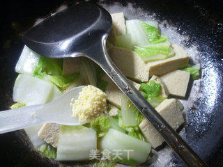 冻豆腐白菜的做法步骤：11