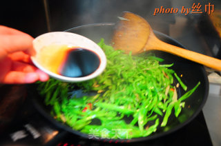 冬季时令蔬菜---扁豆角的做法步骤：4