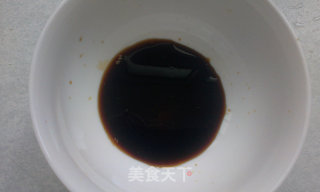 杏鲍菇炒香肠——一个人也要好好吃饭的做法步骤：2