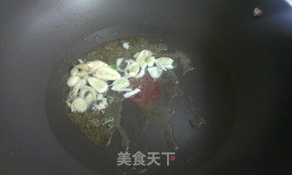 杏鲍菇炒香肠——一个人也要好好吃饭的做法步骤：5