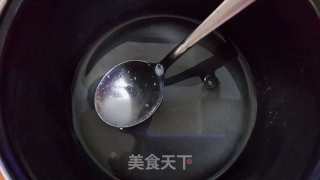咖啡蛋黄霜蛋糕卷的做法步骤：3