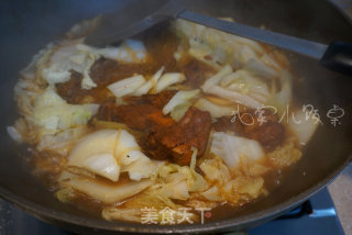 红烧排骨炖白菜的做法步骤：10