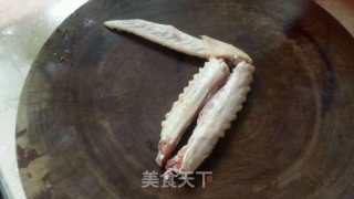 酱香鸭翅的做法步骤：1