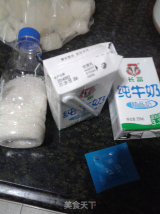 自制酸奶的做法步骤：1